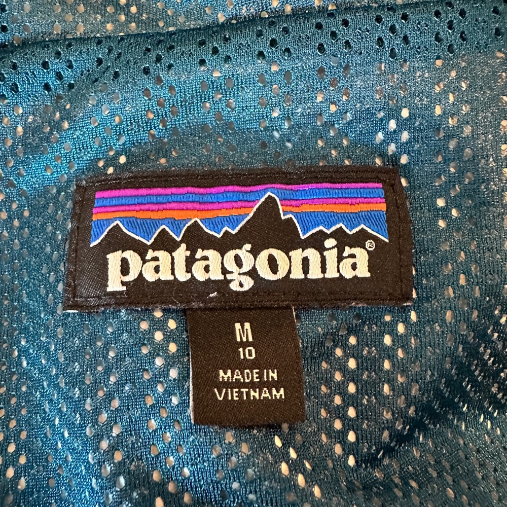 Patagonia White and Teal Jacket - Picture 3 of 3